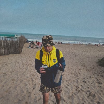 agusursul's profile picture. Hincha y SOCIO del Club Atletico Boca Juniors.                       

Callejeros 🖤

#daleboca
siganme en mi página de música: @Decilo_ConMusic