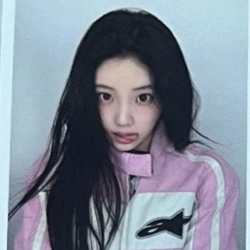 31ganadi's profile picture. 일상디….