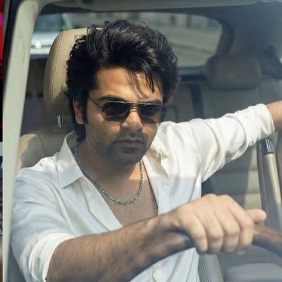 strloyal07's profile picture. Ardent fān of @SilambarasanTR_ 🔥💥