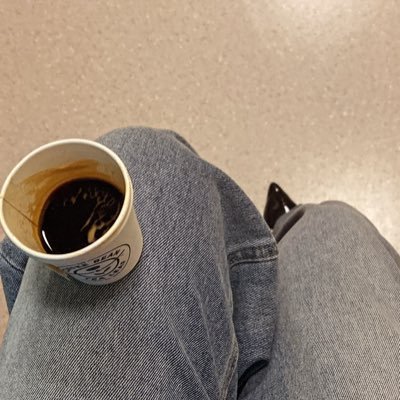 3aliyah69's profile picture. حتى وإن انجرفتَ إلى الهاوية قسرًا، فلا تنسَ مركزك الأول، ولا تفرّط في حقك الإنساني.