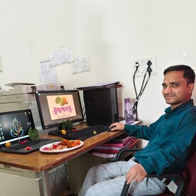 Imkapildhakade's profile picture. Official Account | Graduate | Data analyst |  Trader | Thinker |