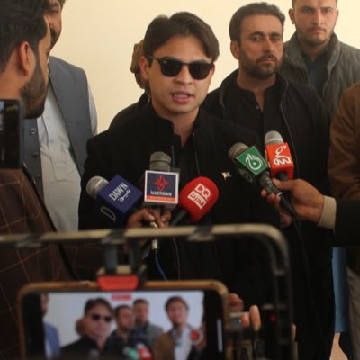 JamalRaisani's profile picture. 🇵🇰 Youngest parliamentarian & minister in Pakistan’s history | Former pro footballer |MNA 264| PPPP| Proud Son of Shaheed Siraj Raisani.