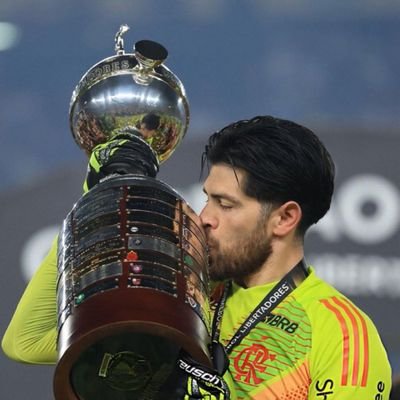 Atlas_Saib00t's profile picture. 23 • 𝐷𝑖𝑒𝑔𝑜 𝑀𝑎𝑟𝑎𝑑𝑜𝑛𝑎 • 𝑀𝑎𝑐𝑎𝑏𝑒𝑜𝑠 3:19 • 𝑆𝑜𝑙𝑑𝑎𝑑𝑜 𝑑𝑒 𝐶𝑅7 • Jose Mourinho fan account • Damian Manso o barbarie • CACHJ & RMCF