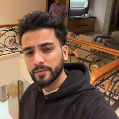 istorm_1066's profile picture. #ElvishArmy
Jai Shree Krishna 🪷🩷