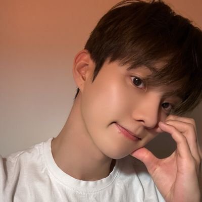 qutieminn's profile picture. it's all about 지창민 🤍 forever with theboyz ❤️‍🩹