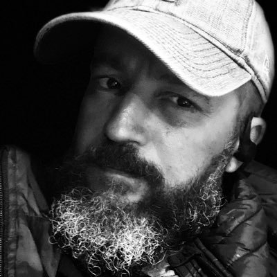 trad_poet's profile picture. Writer of traditional structured poetry, reader, bibliophile and Tolkien books collector. Studied Anthropology & Law. GM in the Pineapple industry.