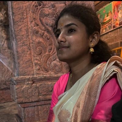 oveya_7's profile picture. Suriya fanatic 😎 || Anushka Stan 😻|| Ardent Blackcap!🖤

Cinema  || Cricket || Edits 🫶🏻

Follow ^ Follow back!❤️