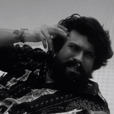 PrudhviV12's profile picture. pk-mb stan 😋