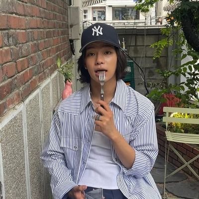 kingedmundx's profile picture. 