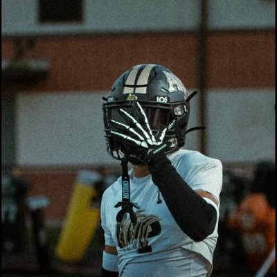 wtvking1's profile picture. AHS c/o 2026 Wr/fs/bandit/Kr/Pr /150lbs/ 5”8 /4092778442/ 3.7 gpa/ yrncharleskij3425@gmail.com/ bench-245/squat-360/power clean-225/