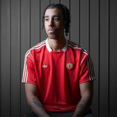 whisler22's profile picture. Fan Account🎃
In my past life l was a dreamer
Just Sharing my happy thoughts 
#ManUnited⚽
#KobbieBryant 🏀
#BobMarley 🥁