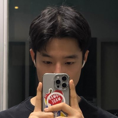 yiamyiam28's profile picture. 🍅Tomato man 🍅 for work inquiry line @kolsver