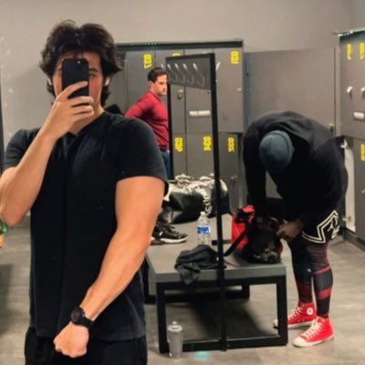 fantome_75x's profile picture. oui je bientôt expert comptable et oui fuck les michto tsais alors que jsuis broooke