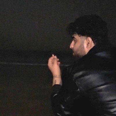 NIi1Ma's profile picture. be ma nemikhuori vali baramon shayad 🫡