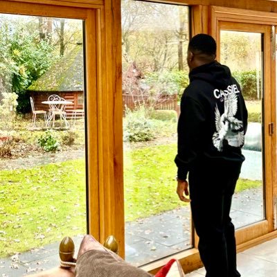 kolade_11's profile picture. I just want to have a nice, happy life.||Chelsea Fc 💙