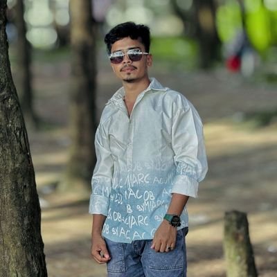 mamun39781's profile picture. কিভাবে আগলে রাখতে হয় তা জানিনা,

তবে জীবন থেকে যা কিছুহারিয়েছে,
তা খুবই যত্ন রেখেছিলাম..!!❤️‍🩹🖇️🖋️