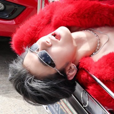 txtshine's profile picture. 