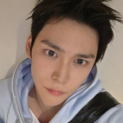 gbyeunseokx's profile picture. 