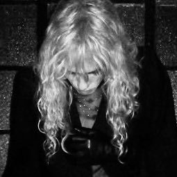 2cortis's profile picture. 