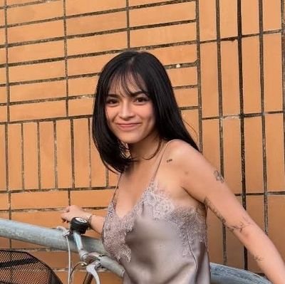 Memory_Pouch's profile picture. :)