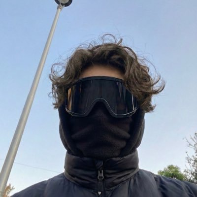 emilian50807217's profile picture. 