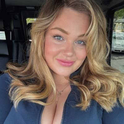 Charlotte1982S's profile picture. Be kind it doesn't cost a thing 😘 ♂️ don't send link and don’t ask for nudes 🚫you get block