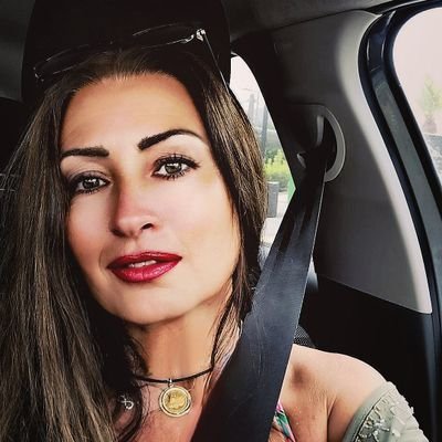 Artemiss1977's profile picture. 