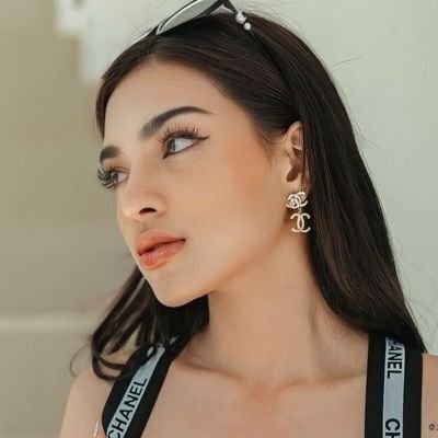 lv3shncl's profile picture. For MikBrent and EXO