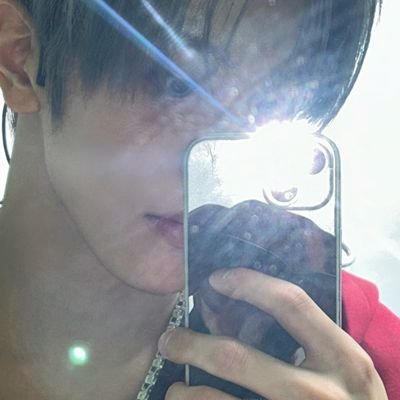 brrseungho's profile picture. ── starry night, you and i ✮                                                                

                  ʚɞ @closeyoureyes_7