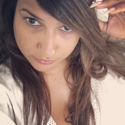 sarahlarry12554's profile picture. 