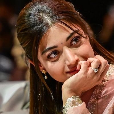 Calmperson___'s profile picture. Cricket|Movies|Memes❤️|AjithKumar ❤️|
Rushiee biggest fan @iamRashmika ❤️|She noticed me 12 times ❤️🥺