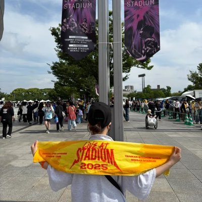 higedanladyM's profile picture. 髭団員1年 1st LIVE ~LIVE AT STADIUM 2025 長居~ Next→one-man tour 2026 秋田  #髭男好きと繋がりたい