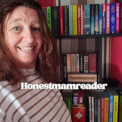 honestmamreader's profile picture. 📚 #bookreviewer 
 🏴󠁧󠁢󠁷󠁬󠁳󠁿 Welsh
👨‍👩‍👧‍👦 Mother 
🖱️ honestmamreader@gmail.com