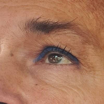 Nikondirk's profile picture. 1968. (Je) hoeft niet alles te weten. Blockt en negeert, vooral negatieve- en onfatsoenlijke accounts.