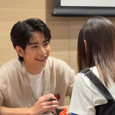 muyguech's profile picture. Army ( I purple U )💜 #zeenunew #zonzon💙🧡 #bbasjtr🏀 #maxkybas🐢🏀 #6CODE #Gemini_NT🪥 #sea_ta_lay 🦦