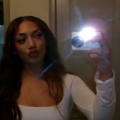 spoiledmuva's profile picture. ㅤㅤㅤㅤㅤالحمد لله على كل شيء |