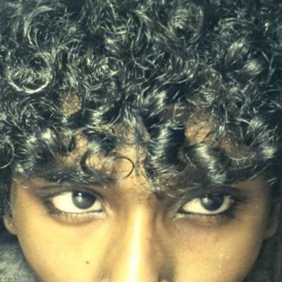 yatiipati's profile picture. bipolar but free