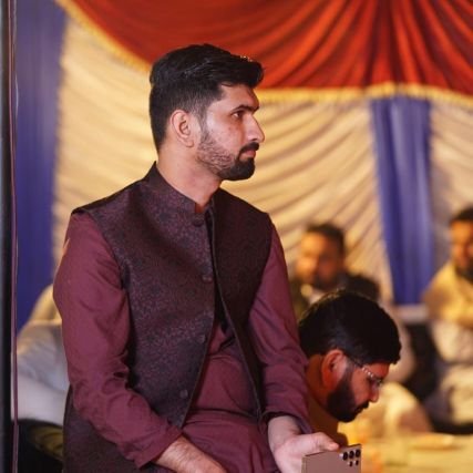 CyberArqam's profile picture. 24 years Old🙈
punjab, pakistan 🇵🇰
just an awkward, quiet guy trying to get social😊