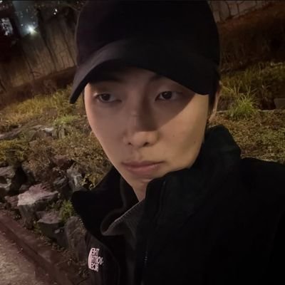 myxlckd's profile picture. extrañar a yoongi es lo único que hago