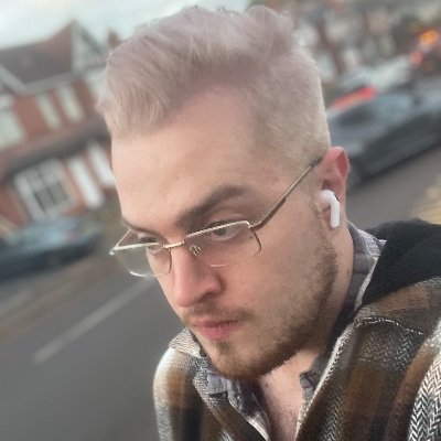 _JOEZCafe's profile picture. (Any Pronouns) Non-binary writer, VOCALOID enthusiast & singer | All views & opinions are my own. I do not represent any third parties.