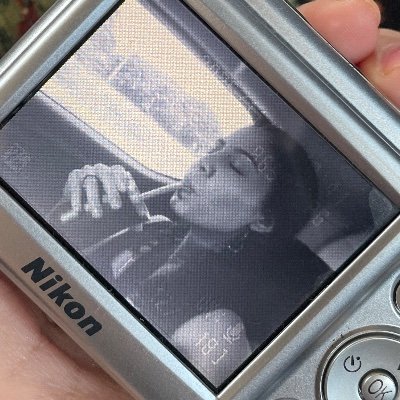 kamillallen's profile picture. e digo menos