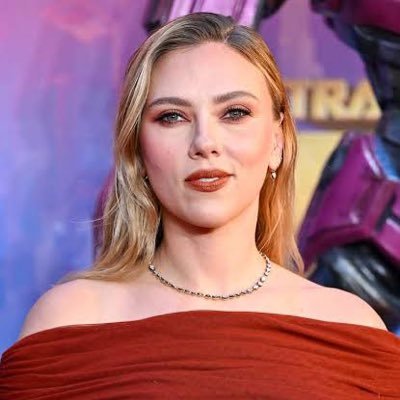 DavideGeor61660's profile picture. This is my only page beware of scammers.