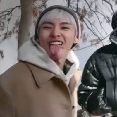 kismetesbi's profile picture. 