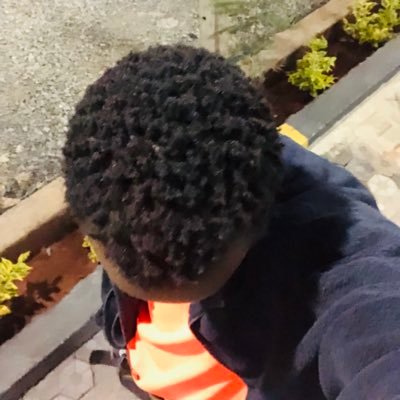 Joyboy_strings's profile picture. MOOD: Unbothered    VIBE :Unstoppable