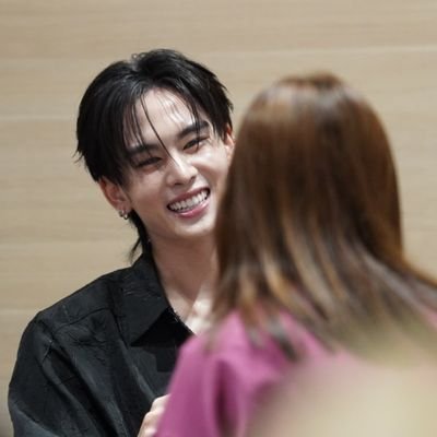 Kornranatp's profile picture. มามี๊ตาต้า  (◕‿◕✿)   (◡‿◡✿) ✨ 
#รักครูเท่าโลกเลย

#คลังสมบัติของเพิร์ธแซนต้า
#geegyreview

Support 🚀  Santa 〰 War 〰 Daou