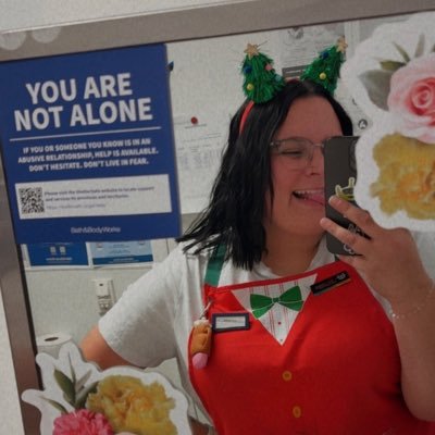 shyschaos's profile picture. 𝟑𝟎♎️ • 𝐜𝐡𝐚𝐨𝐭𝐢𝐜 • 𝐡𝐨𝐭 𝐦𝐨𝐦, 𝐬𝐩𝐨𝐨𝐤𝐲 𝐛𝐚𝐝𝐝𝐢𝐞, 𝐭𝐫𝐨𝐩𝐡𝐲 𝐰𝐢𝐟𝐞 𝐯𝐢𝐛𝐞𝐬 𝐨𝐧𝐥𝐲 ✨• 𝐢𝐧𝐤𝐞𝐝 & 𝐮𝐧𝐛𝐨𝐭𝐡𝐞𝐫𝐞𝐝 🖤