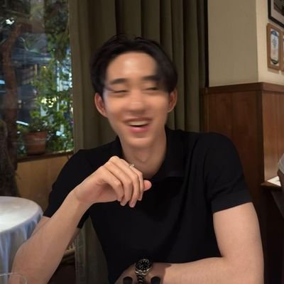 Sreijaku's profile picture. HIGASHINO KOU: 息をし続けて、そして呼吸し続けて。