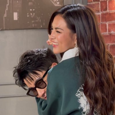 Mikbrentyyyy's profile picture. Mika/Brent/MikBrent💜