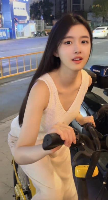 sh5han_n's profile picture. ぼっちなので友達がほしくてはじめました🐣 食べることとちいかわが大好きです💛