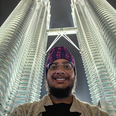 holadusty's profile picture. Student by title, Streamer by passion, Entrepreneur by instinct.
Building @DustyHive - one idea at a time.